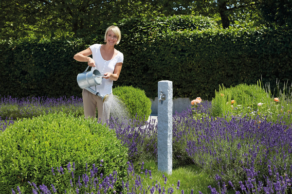 Fuente de Jardin Granito Claro Graf